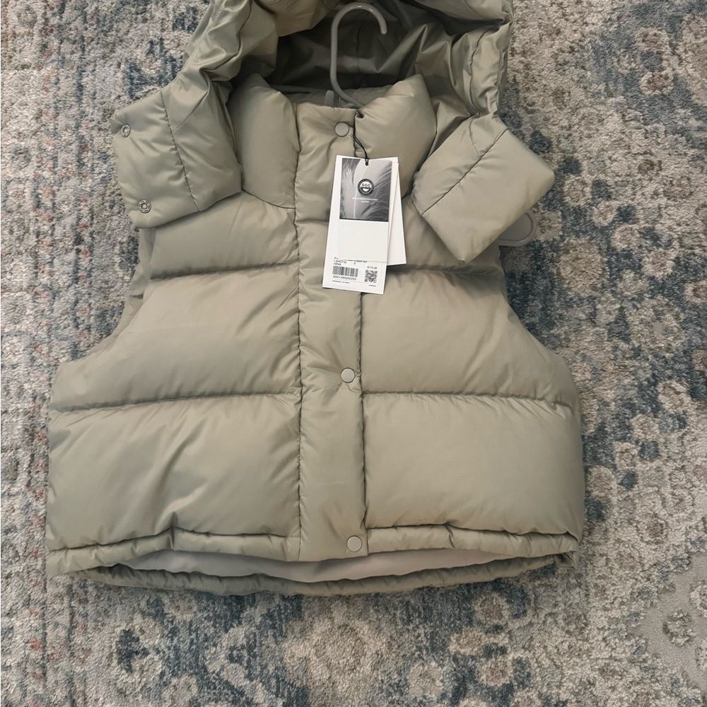 Lululemon wonder puff super -cropped vest